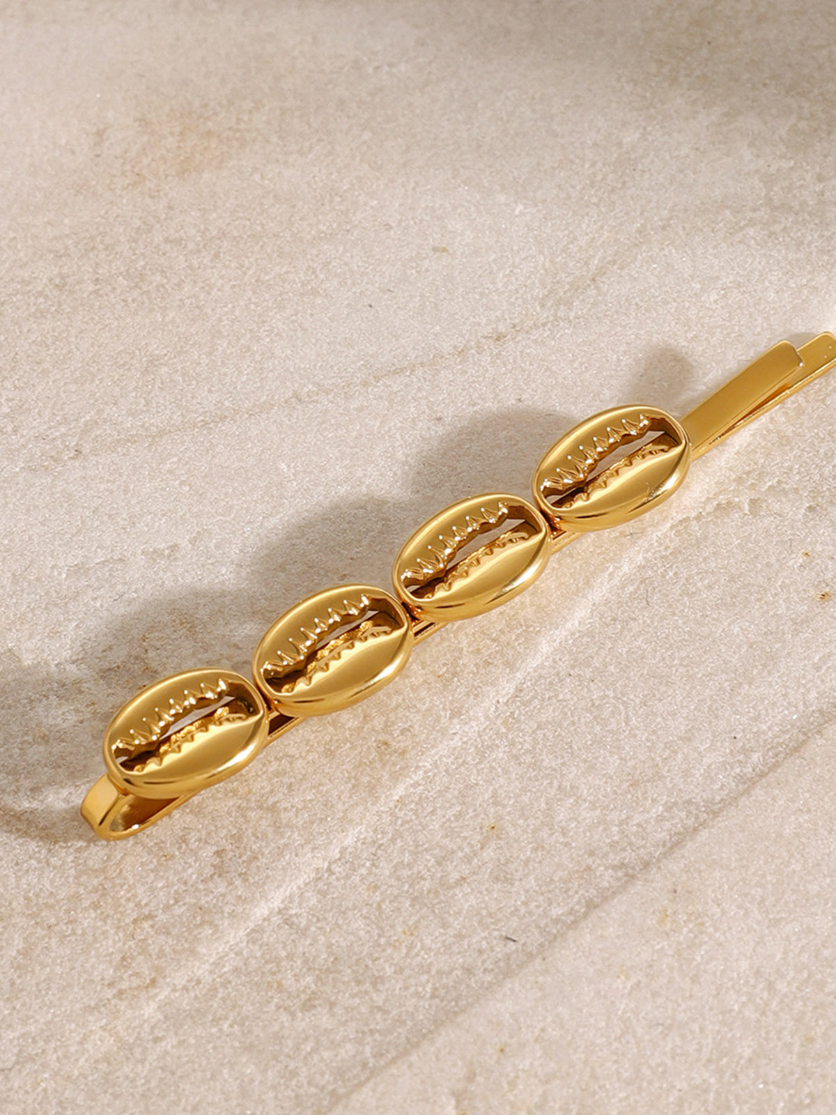 Altın İstiridye Kabuklu Saç Tokası Titanyum Çelik