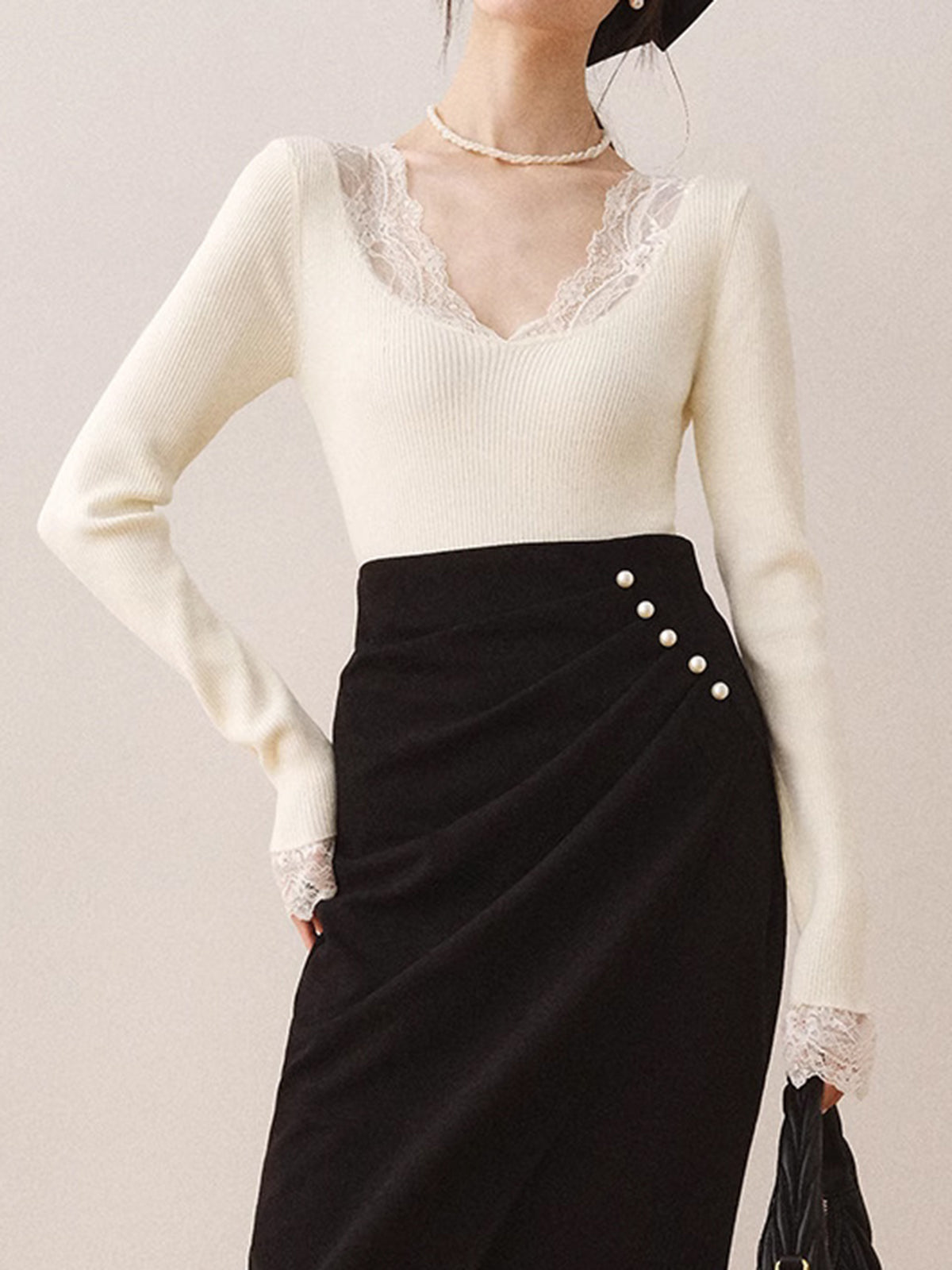 Dantel Detaylı Triko Bluz Uzun Kollu Ekru V Yaka