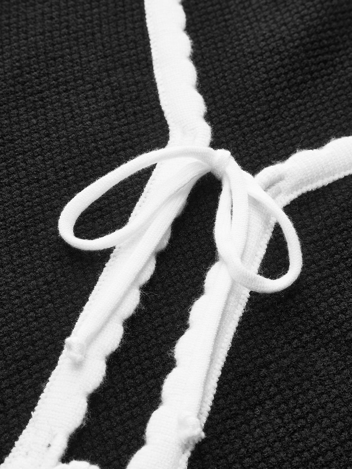 Çizgili Bağlamalı Triko Yelek Siyah V Yaka Kolsuz