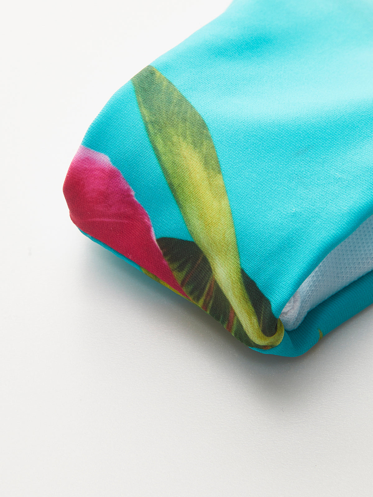 Çiçekli Boncuklu Bikini Takımı Çok Renkli Halter