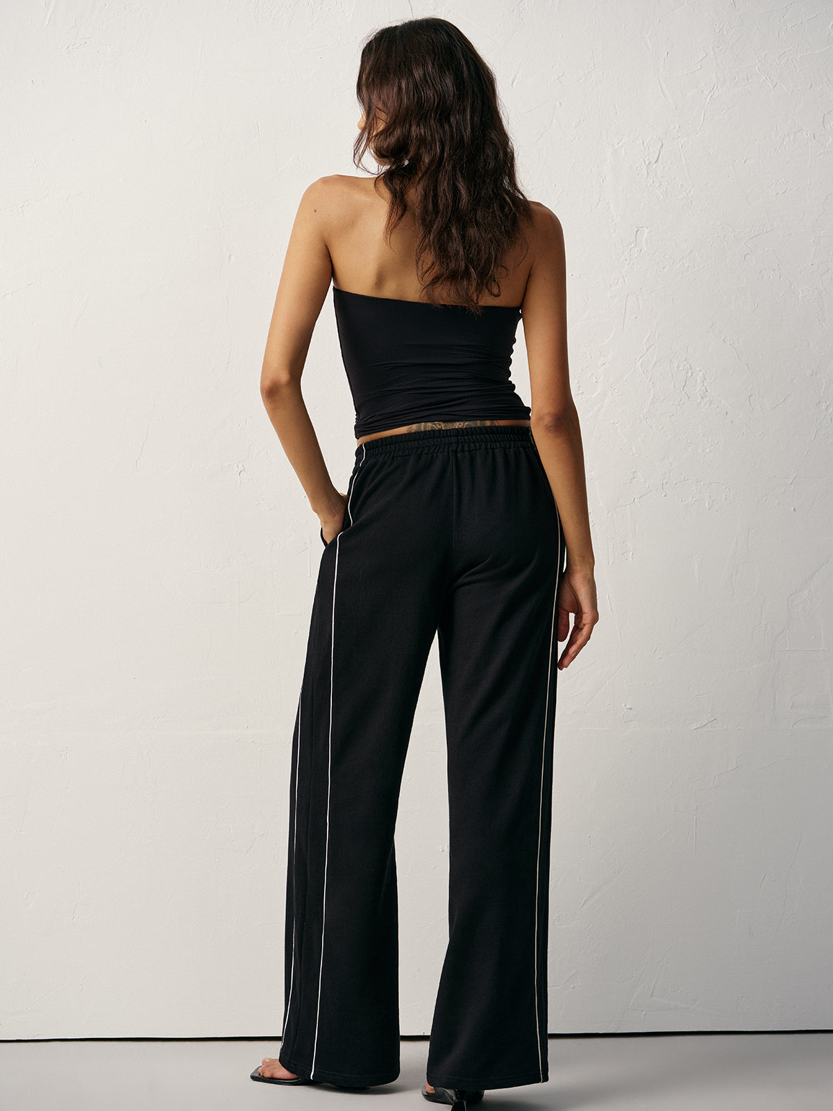 Pamuk Karışımlı Orta Bel Yan Şerit Eşofman Altı Siyah