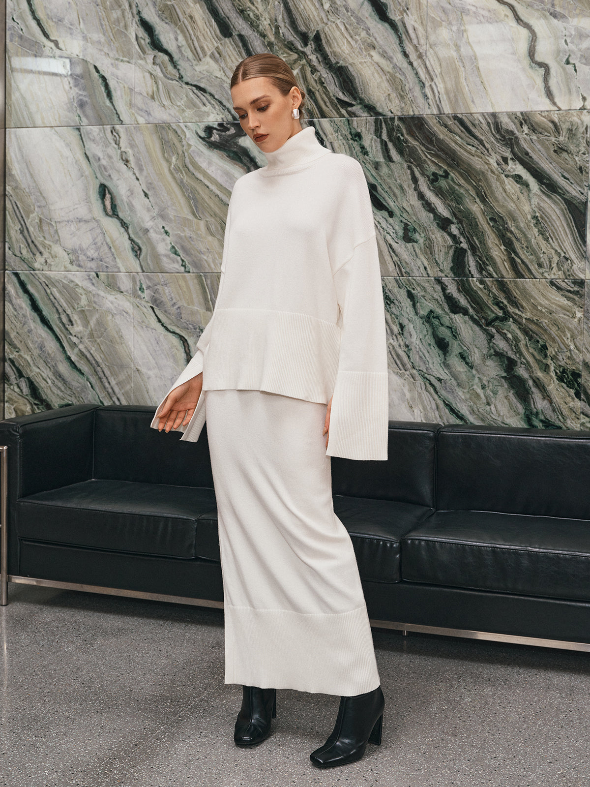 Oversize Boğazlı Triko Üst Maxi Etek Takımı Beyaz