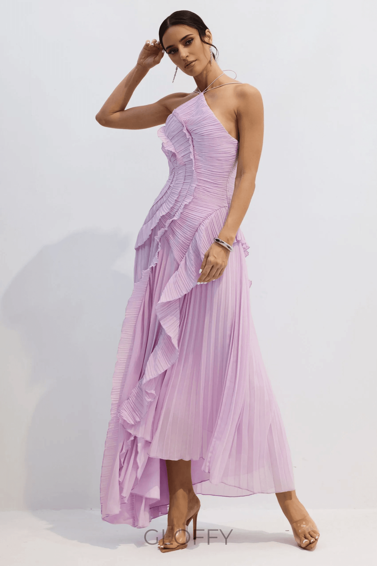 Velimora Asimetrik Pliseli Halter Yaka Yırtmaçlı Midi Elbise