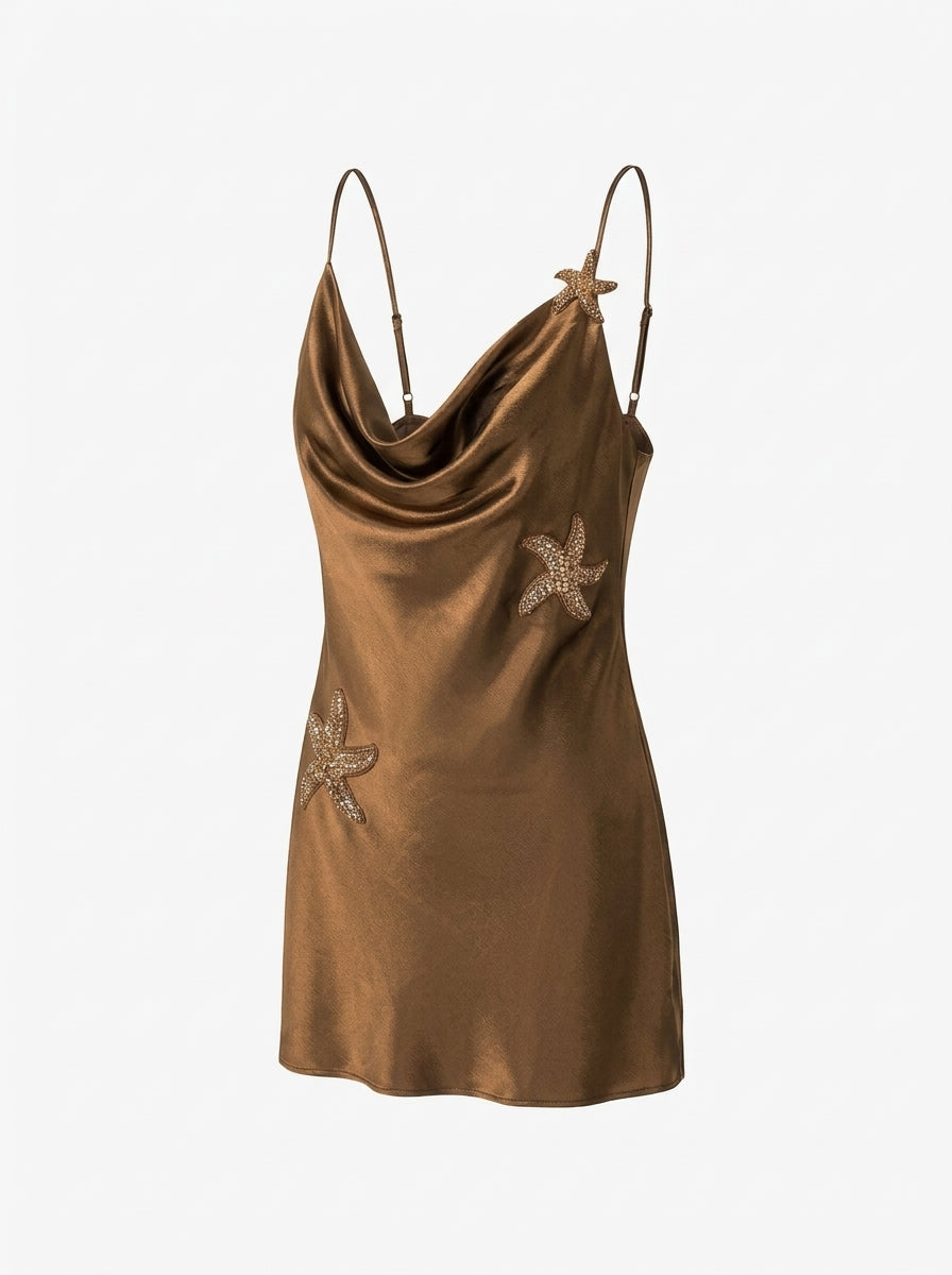 Kolsuz Fırfırlı Mini Elbise Kare Yaka Denizyıldızı Desenli Kahverengi
